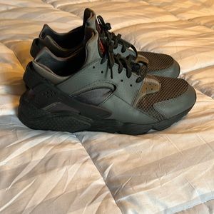 Nike Air Huarache Anthracite Picante Red